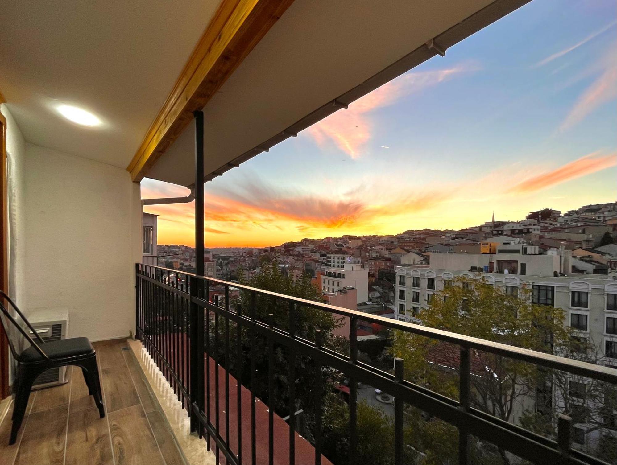 Narpera Taksim Boutique Hotel Istanbul Exterior photo